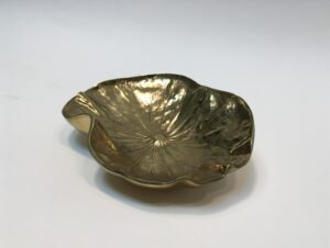 1948 Virginia Metalcrafters Brass Lotus Leaf 6in wide; 4.5in deep $95 Ref: Mi288