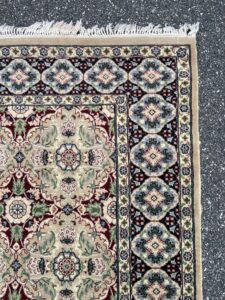 5x7 Handknotted Area Rug 