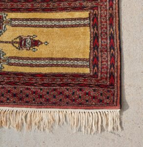  2x4 Handknotted Area Rug 