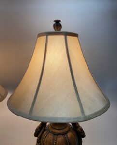 Pair of Traditional Table Lamps & Shades w. Tassels