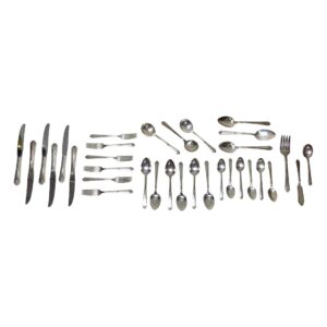 Oneida Company Tudor Silverplate Flatware Set for 6 with Serving Utensils