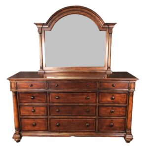 Thomasville Fredericksburg Collection Dresser with Mirror
