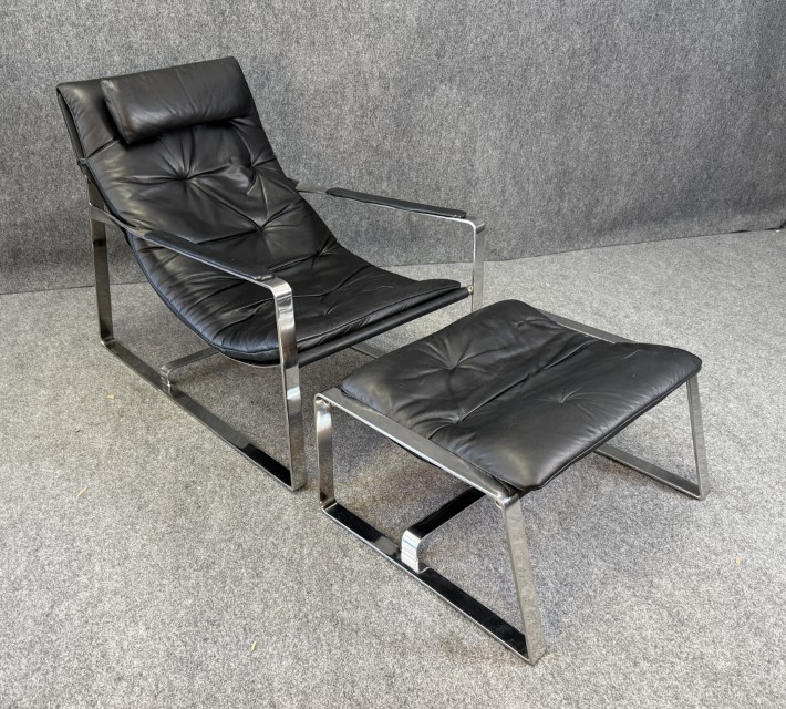 Ambiene Mid-Century Modern Style Black Leather Chair and Ottoman Ambiene Mid-Century Modern Style Black Leather Chair and Ottoman