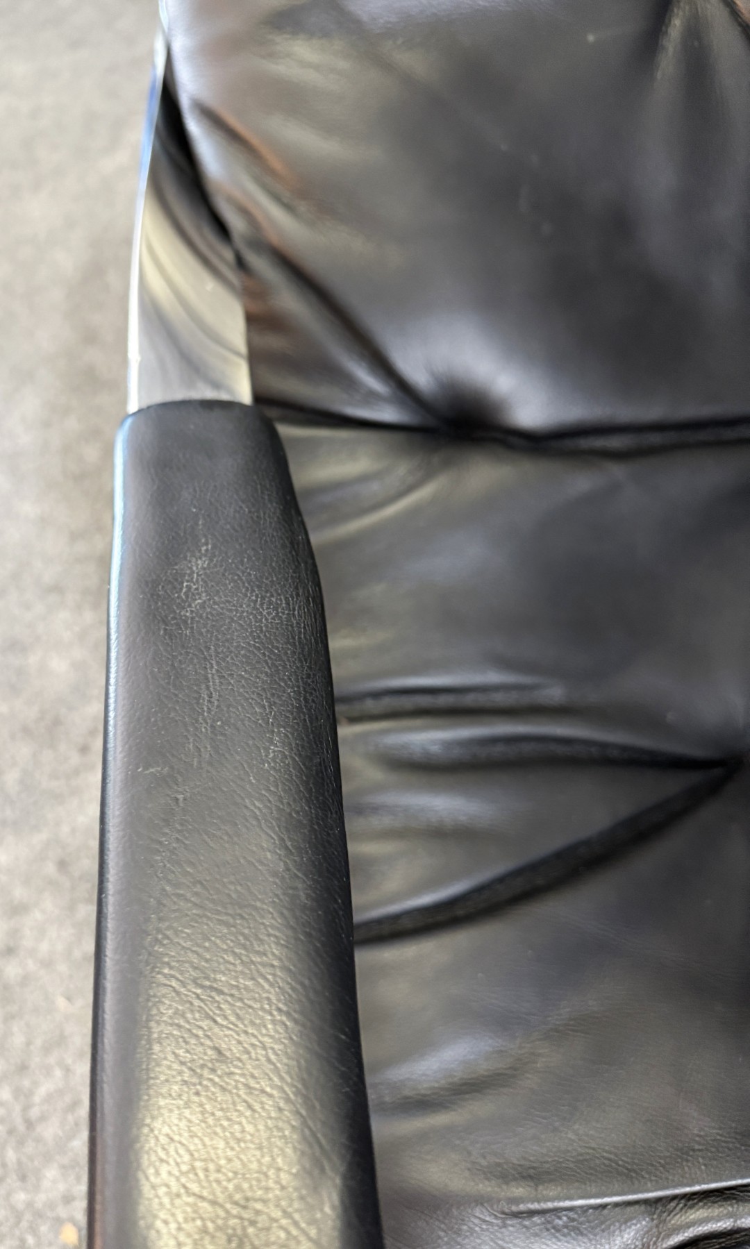 Ambiene Mid-Century Modern Style Black Leather Chair and Ottoman Ambiene Mid-Century Modern Style Black Leather Chair and Ottoman