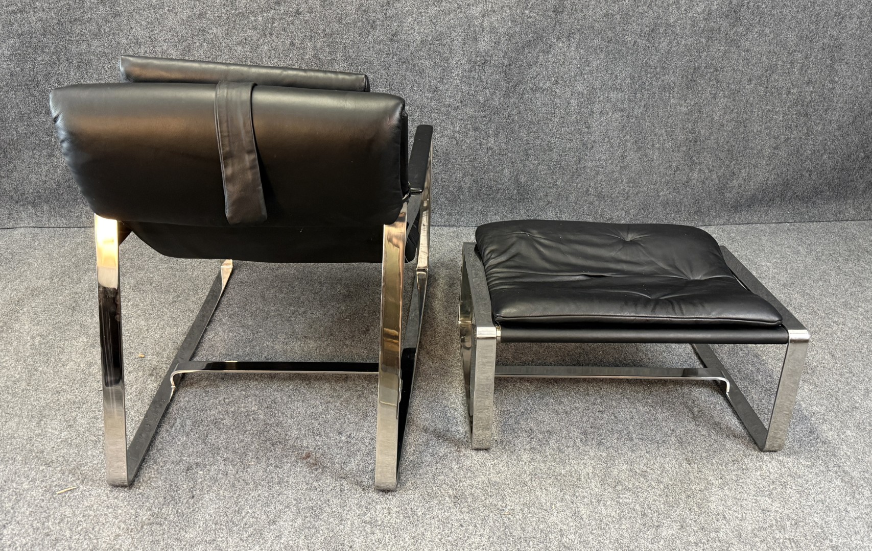 Ambiene Mid-Century Modern Style Black Leather Chair and Ottoman Ambiene Mid-Century Modern Style Black Leather Chair and Ottoman