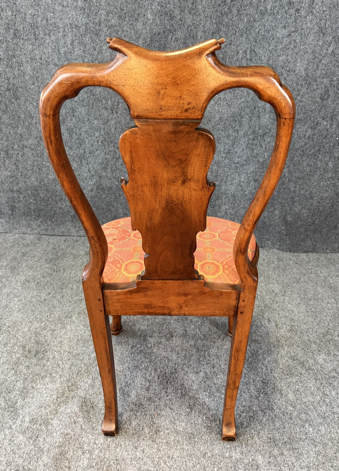 Set of 6 Antique Italian-Made Dining Chairs Set of 6 Antique Italian-Made Dining Chairs