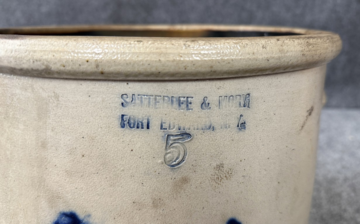 Satterlee & Mory Fort Edward New York 5 Gallon Blue Mark Crock Satterlee & Mory Fort Edward New York 5 Gallon Blue Mark Crock