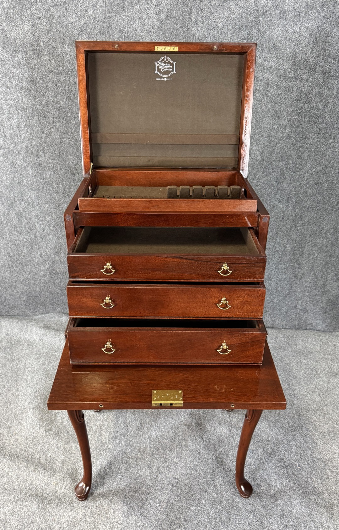 Hickory White American Masterpiece Silver Chest Hickory White American Masterpiece Silver Chest