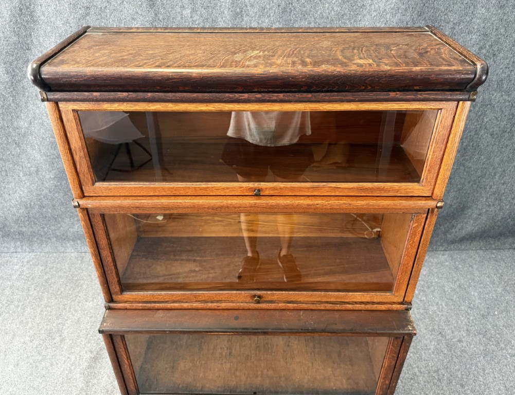 Early 1900's Globe-Wernicke Oak Four Stack Barrister Bookcase Early 1900's Globe-Wernicke Oak Four Stack Barrister Bookcase