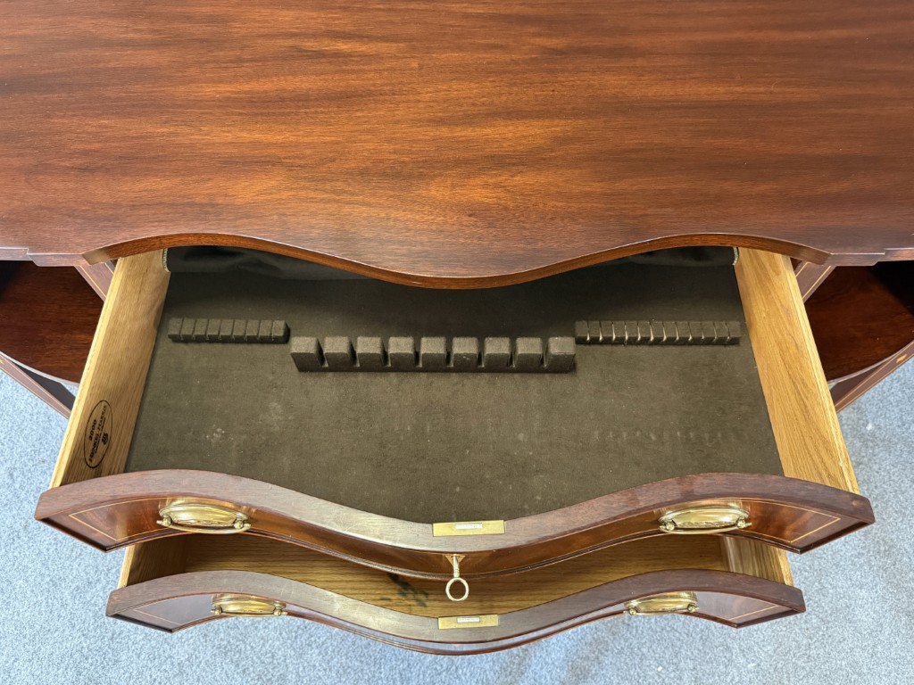 c2000 Henkel Harris Mahogany Inlaid Sideboard No. 2367 c2000 Henkel Harris Mahogany Inlaid Sideboard No. 2367