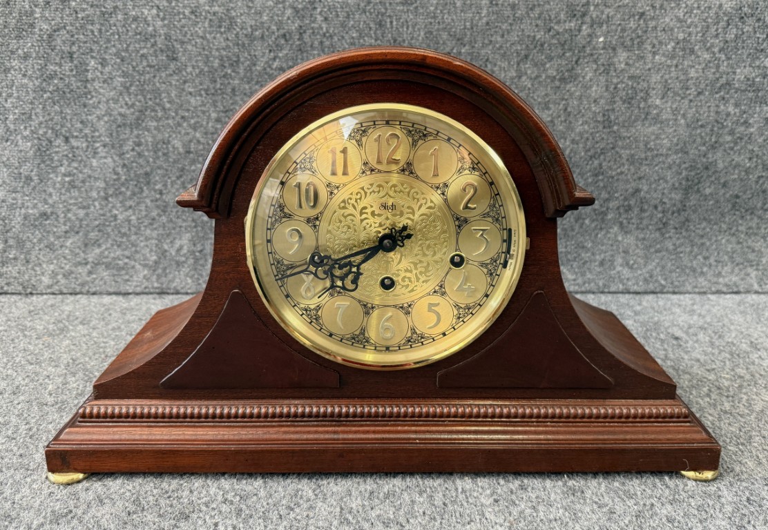 Vintage Sligh Solid Mahogany Mantel Clock Vintage Sligh Solid Mahogany Mantel Clock