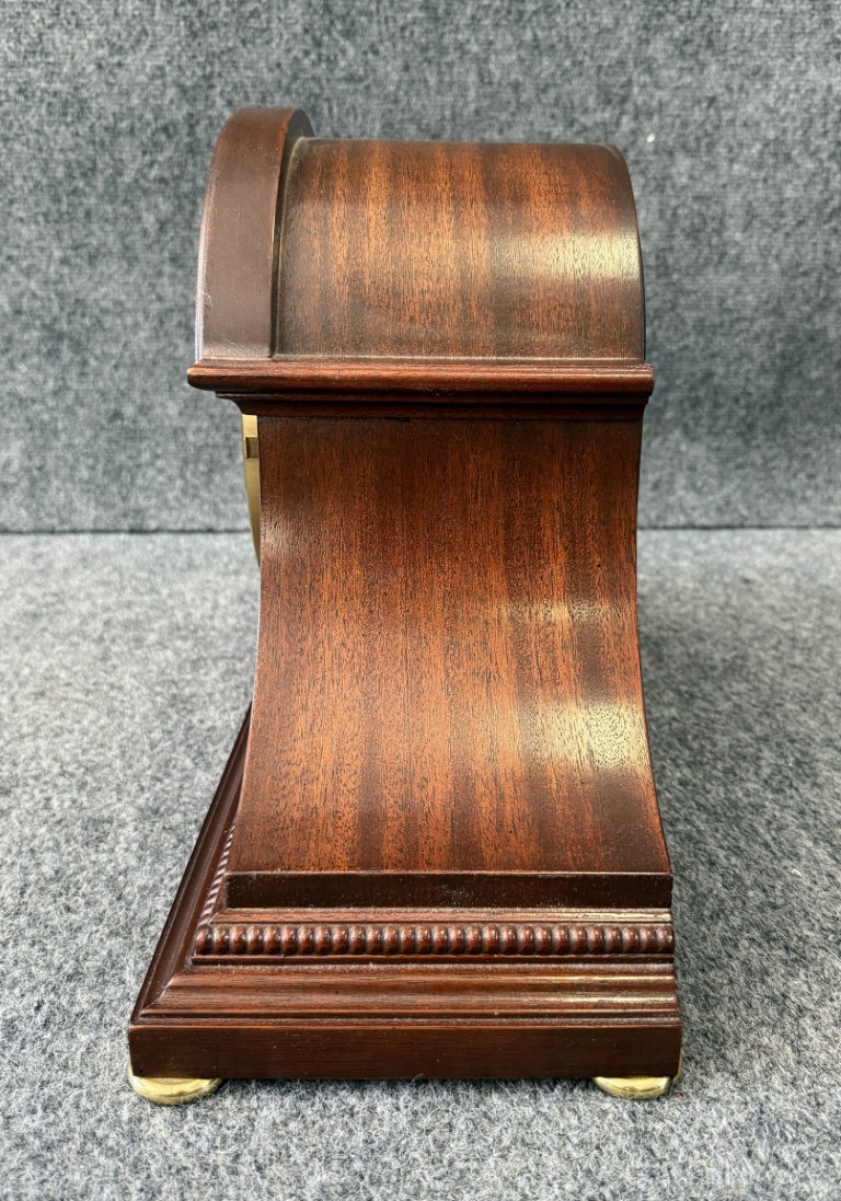 Vintage Sligh Solid Mahogany Mantel Clock Vintage Sligh Solid Mahogany Mantel Clock