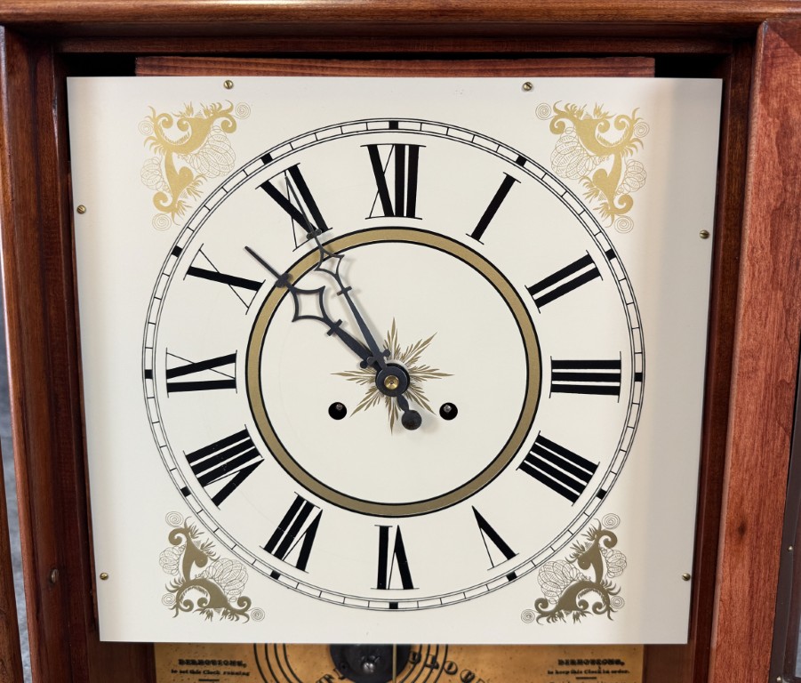 Early 1900s Eli Terry Jr. Functional Mantel Clock with Plantation Scene Early 1900s Eli Terry Jr. Functional Mantel Clock with Plantation Scene