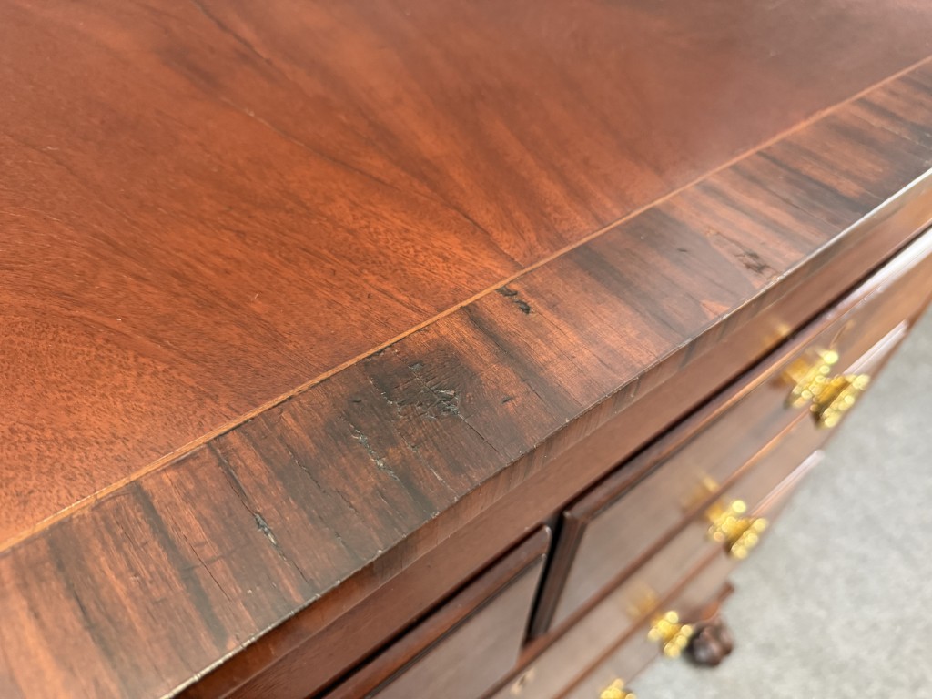 19th Century Inlaid Mahogany Chest of Drawers with Claw Feet 19th Century Inlaid Mahogany Chest of Drawers with Claw Feet