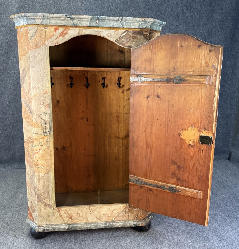18th Century Hand-Painted Faux-Marble Pine Armoire 18th Century Hand-Painted Faux-Marble Pine Armoire