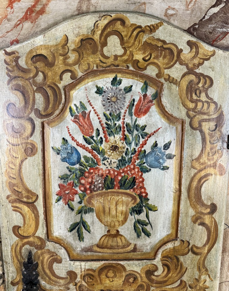 18th Century Hand-Painted Faux-Marble Pine Armoire 18th Century Hand-Painted Faux-Marble Pine Armoire