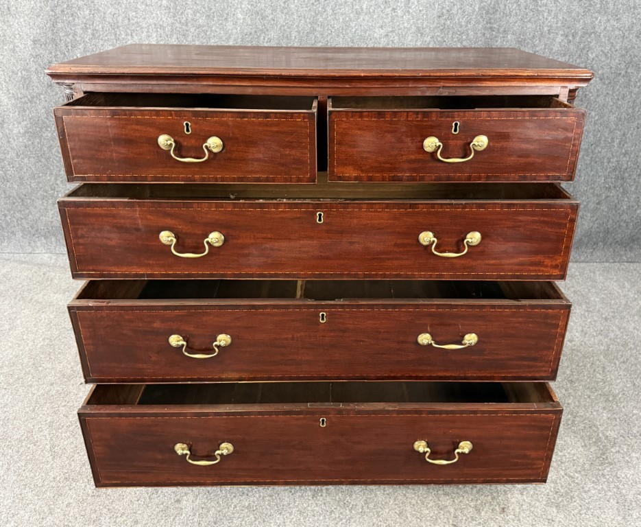 18th Century Solid Mahogany 5-Drawer Chest 18th Century Solid Mahogany 5-Drawer Chest