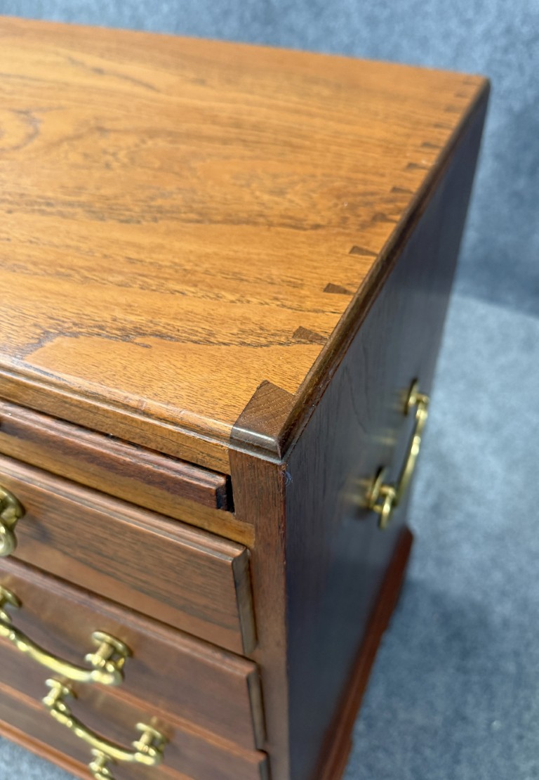 Oak Bachelors Chest with Exposed Dovetails and Dressing Table Oak Bachelors Chest with Exposed Dovetails and Dressing Table