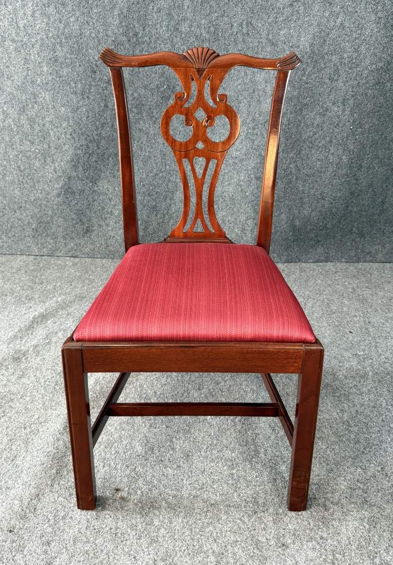 Vintage Mahogany Chair with Red Upholstery Vintage Mahogany Chair with Red Upholstery