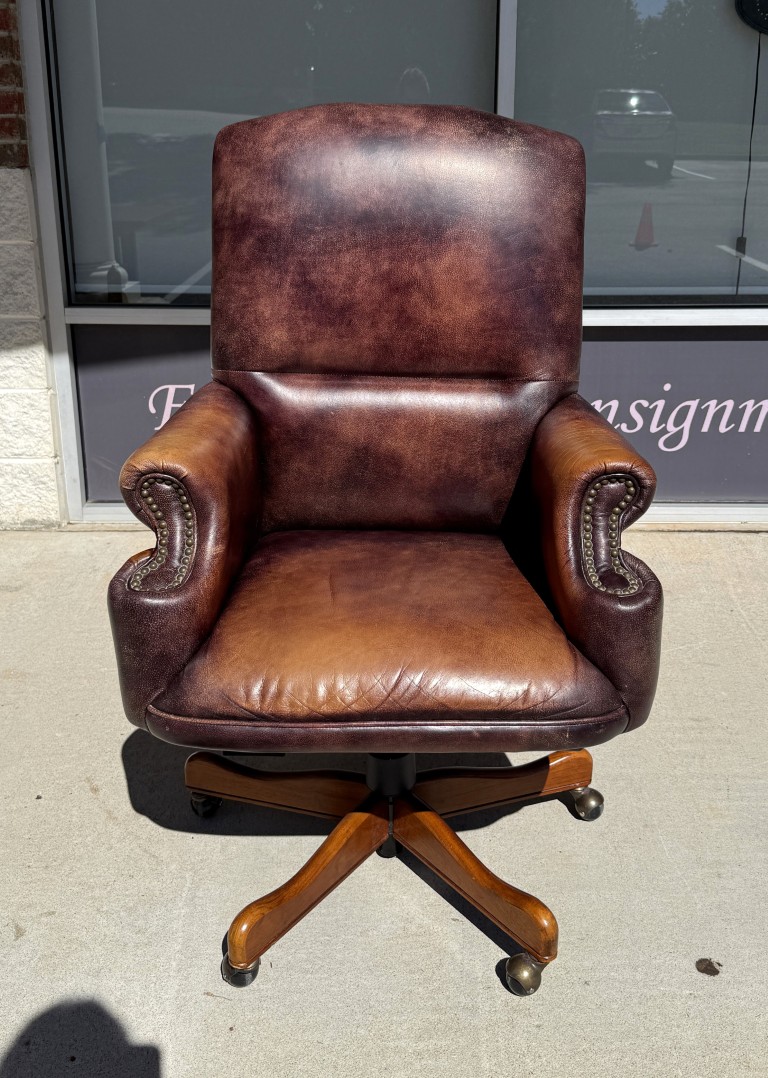 Bradington Young Executive Leather Desk Chair Bradington Young Executive Leather Desk Chair
