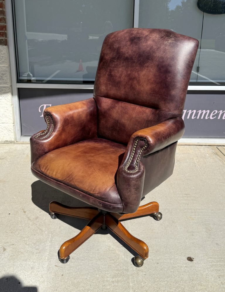 Bradington Young Executive Leather Desk Chair Bradington Young Executive Leather Desk Chair