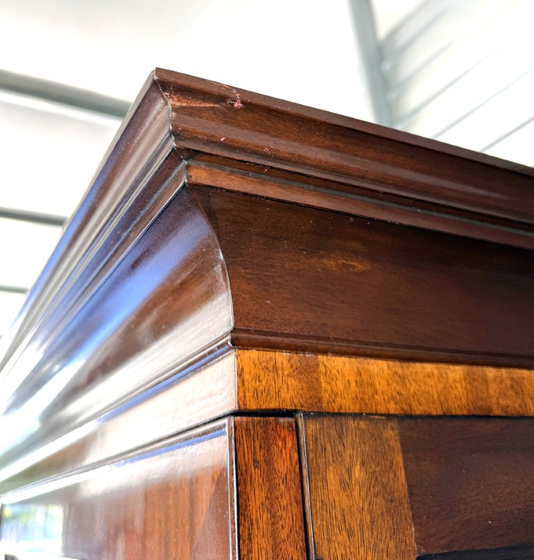 Henkel Harris Mahogany Display Case Model No. 2302 Henkel Harris Mahogany Display Case Model No. 2302