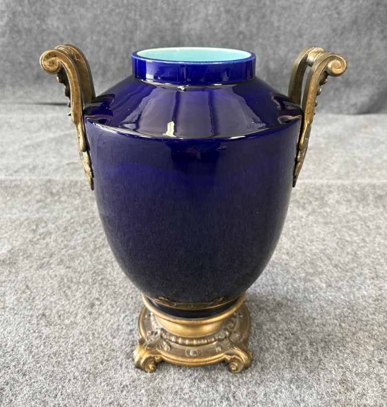 DR595 (1)Early 1900's Cobalt Blue Ceramic Vase with Brass Handles Early 1900's Cobalt Blue Ceramic Vase with Brass Handles