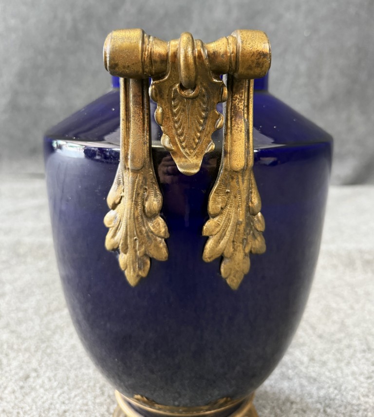 DR595 (3)Early 1900's Cobalt Blue Ceramic Vase with Brass Handles vEarly 1900's Cobalt Blue Ceramic Vase with Brass Handles