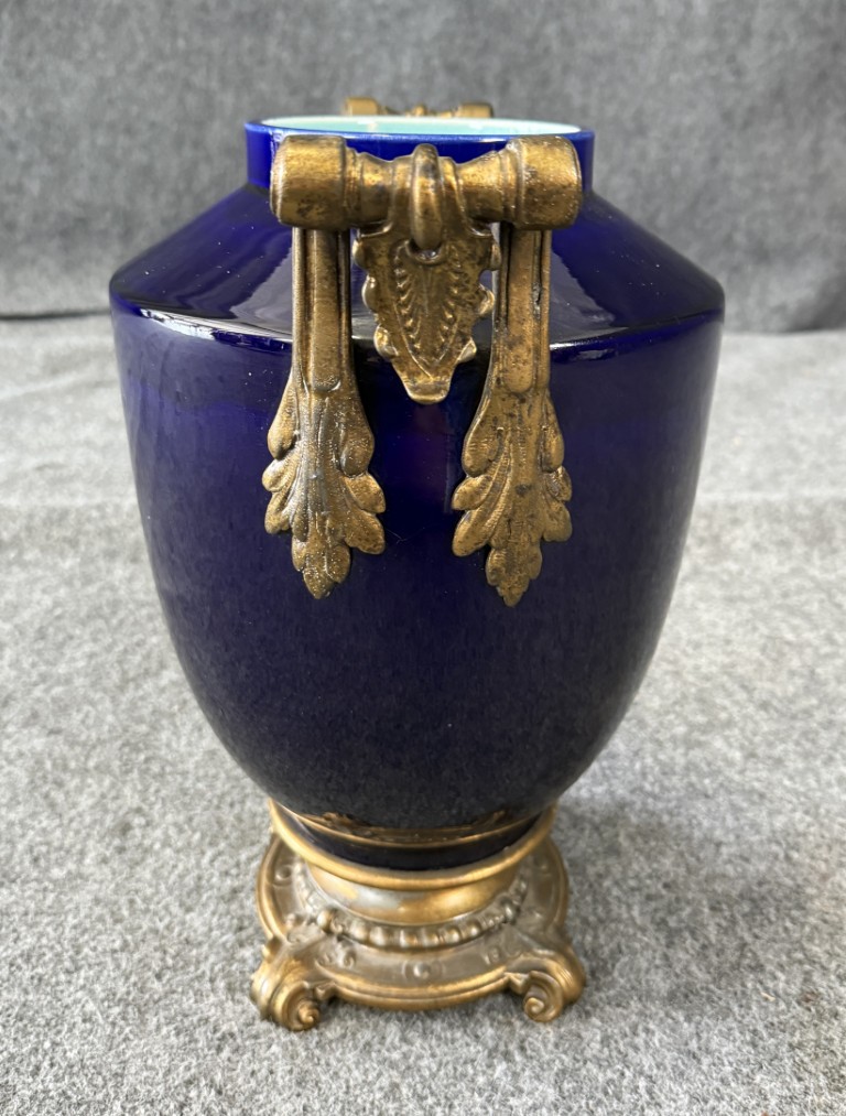 DR595 (5)Early 1900's Cobalt Blue Ceramic Vase with Brass Handles Early 1900's Cobalt Blue Ceramic Vase with Brass Handles