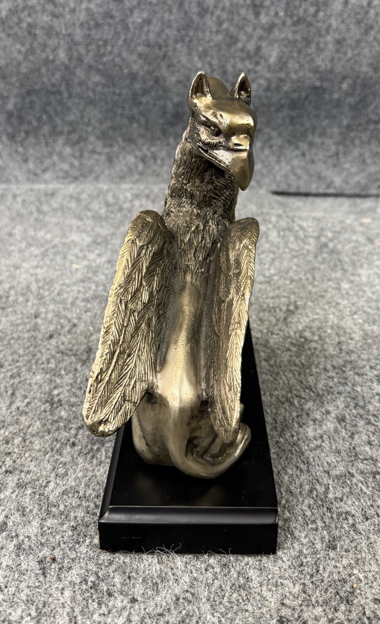 Winged Griffin Silver Statue Winged Griffin Silver Statue