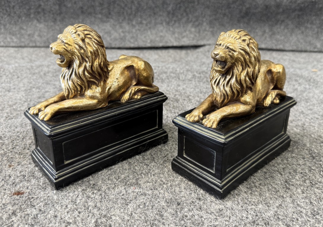 Pair of Seated Lion Bookends Pair of Seated Lion Bookends