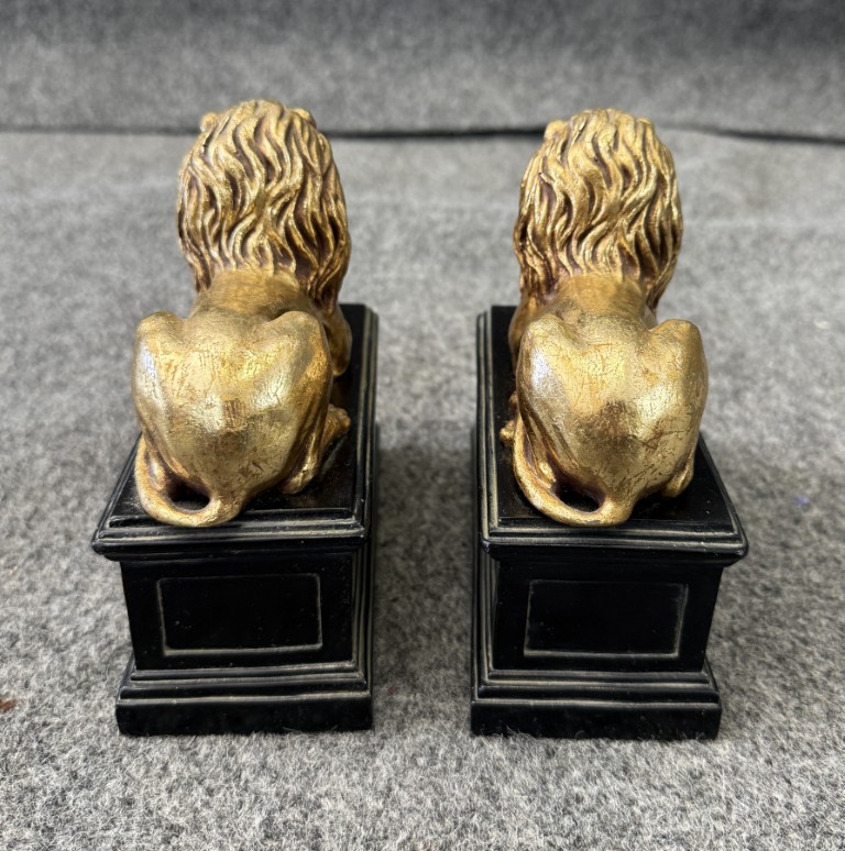 Pair of Seated Lion Bookends Pair of Seated Lion Bookends
