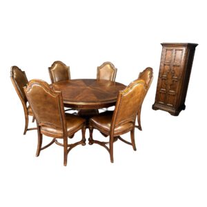 Haverty's 8 Piece Flamed Mahogany Round Dining Set