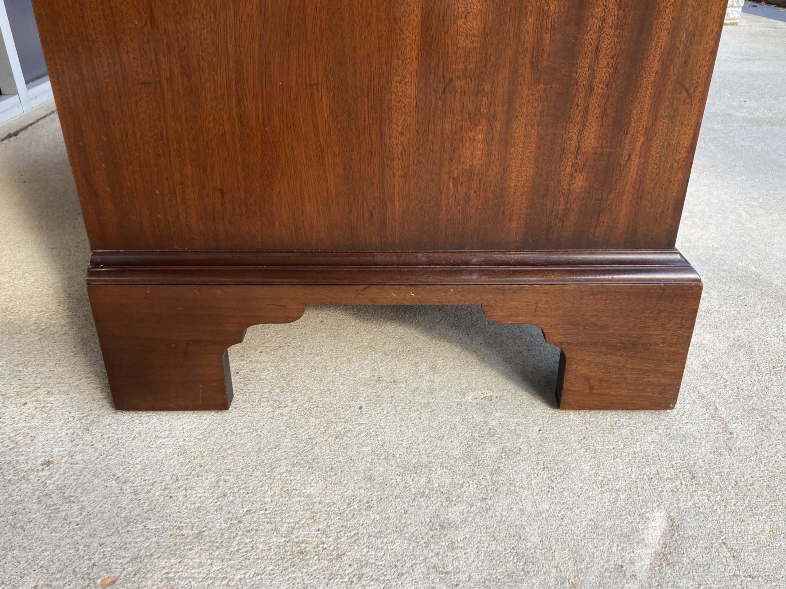 Mahogany Chest of Drawers by Saybolt Cleland Mahogany Chest of Drawers by Saybolt Cleland