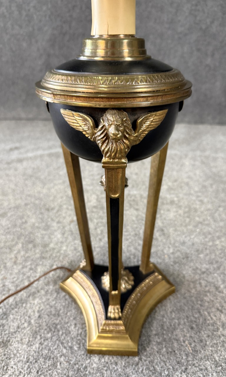 Vintage 1972 Chapman Fontbonne Brass Table Lamp Vintage 1972 Chapman Fontbonne Brass Table Lamp