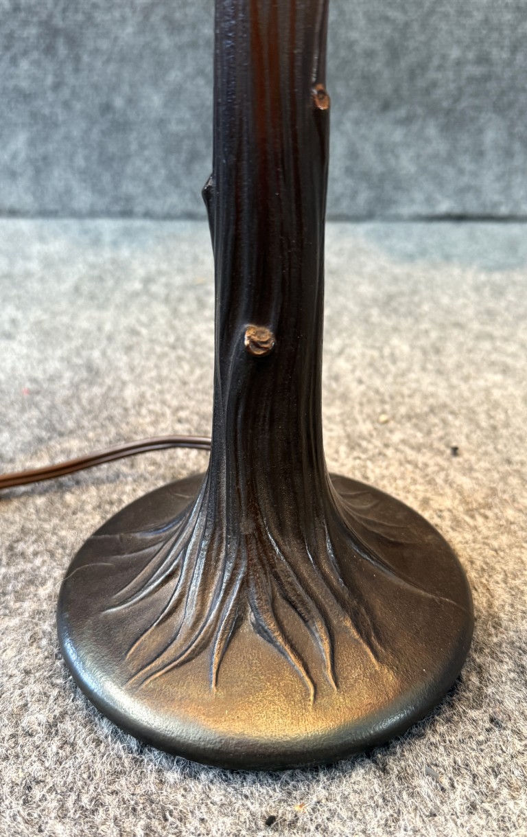 Pink & Green Tiffany Style Table Lamp Pink & Green Tiffany Style Table Lamp