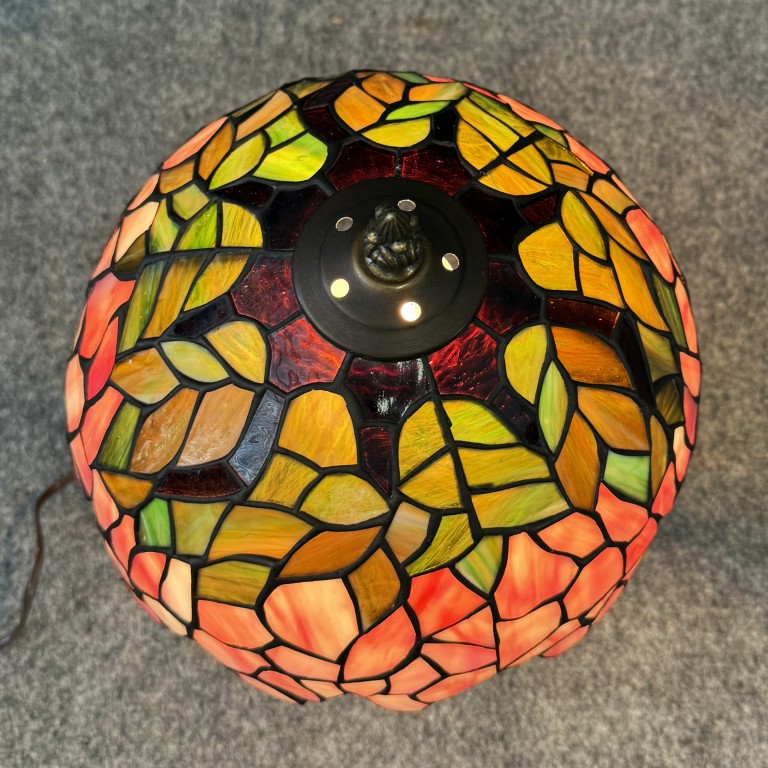Pink & Green Tiffany Style Table Lamp Pink & Green Tiffany Style Table Lamp