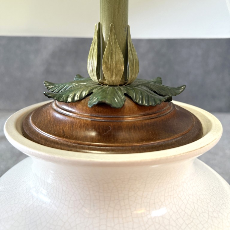 Hand-Painted Floral Porcelain Butterfly Lamp with Shade Hand-Painted Floral Porcelain Butterfly Lamp with Shade