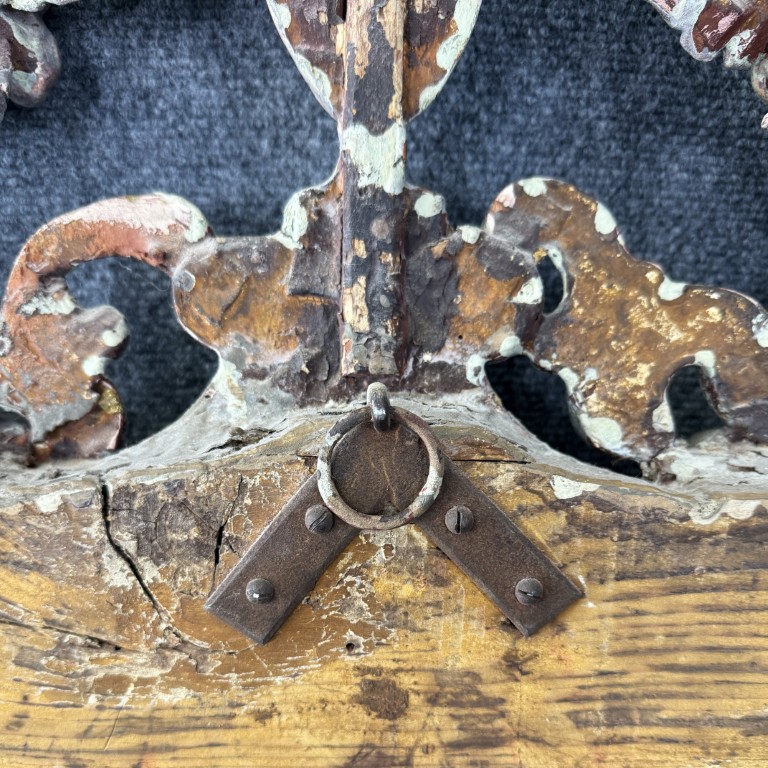 19th Century Gilt Floral Acanthus Wall Mirror 19th Century Gilt Floral Acanthus Wall Mirror