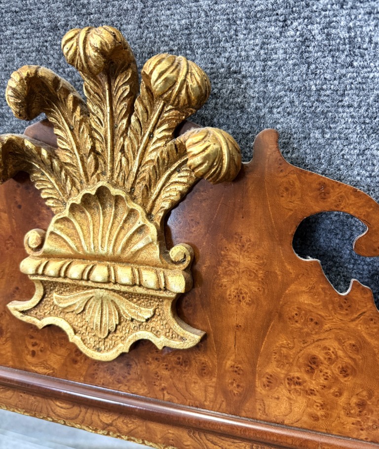 Friedman Brothers Colonial Williamsburg Burled Wall Mirror Friedman Brothers Colonial Williamsburg Burled Wall Mirror