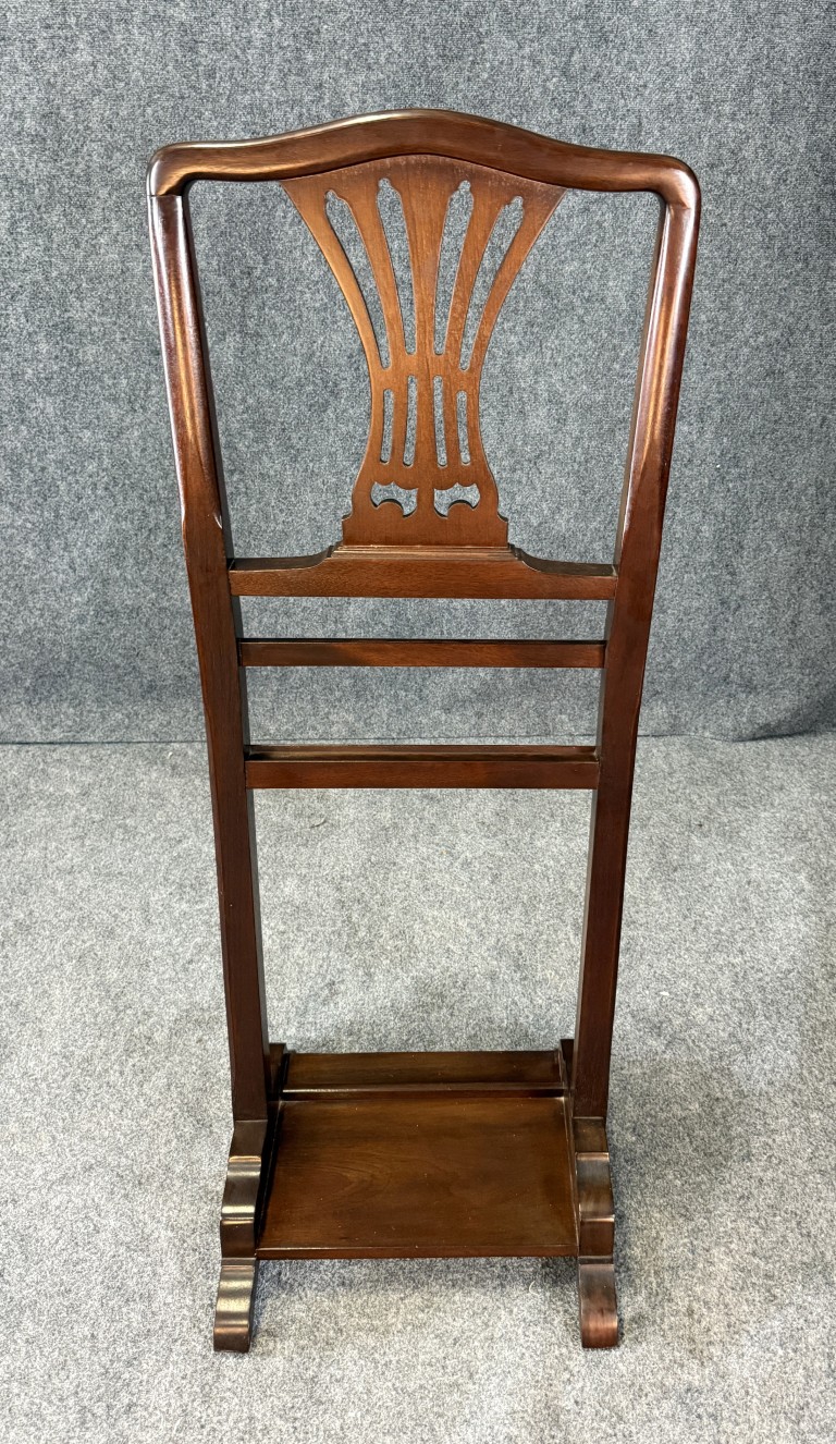 Vintage Solid Mahogany Valet Stand Vintage Solid Mahogany Valet Stand