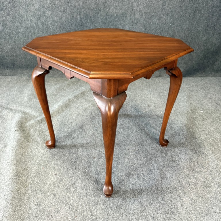 Henkel Harris Solid Cherry Drop-Side Handkerchief Table Model No. 5610 Henkel Harris Solid Cherry Drop-Side Handkerchief Table Model No. 5610
