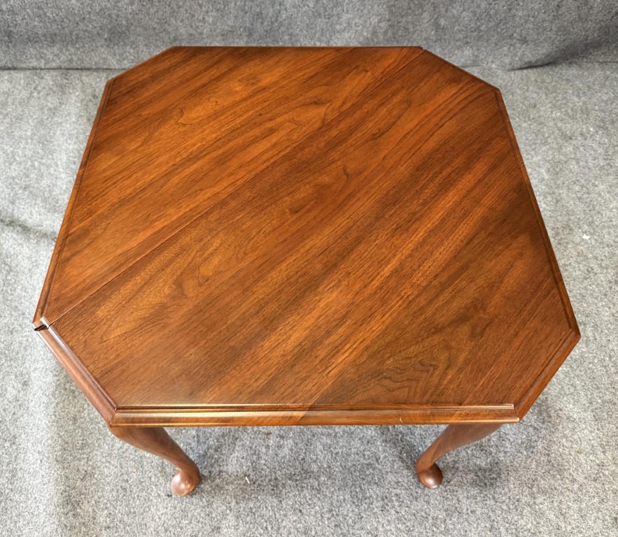 Henkel Harris Solid Cherry Drop-Side Handkerchief Table Model No. 5610 Henkel Harris Solid Cherry Drop-Side Handkerchief Table Model No. 5610