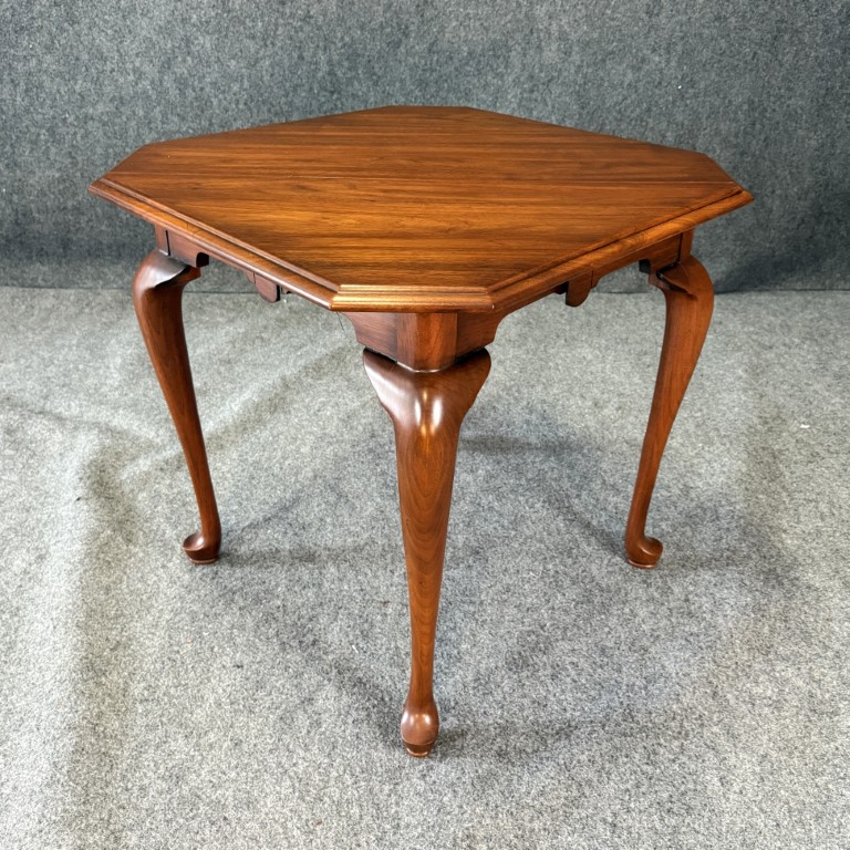 Henkel Harris Solid Cherry Drop-Side Handkerchief Table Model No. 5610 Henkel Harris Solid Cherry Drop-Side Handkerchief Table Model No. 5610
