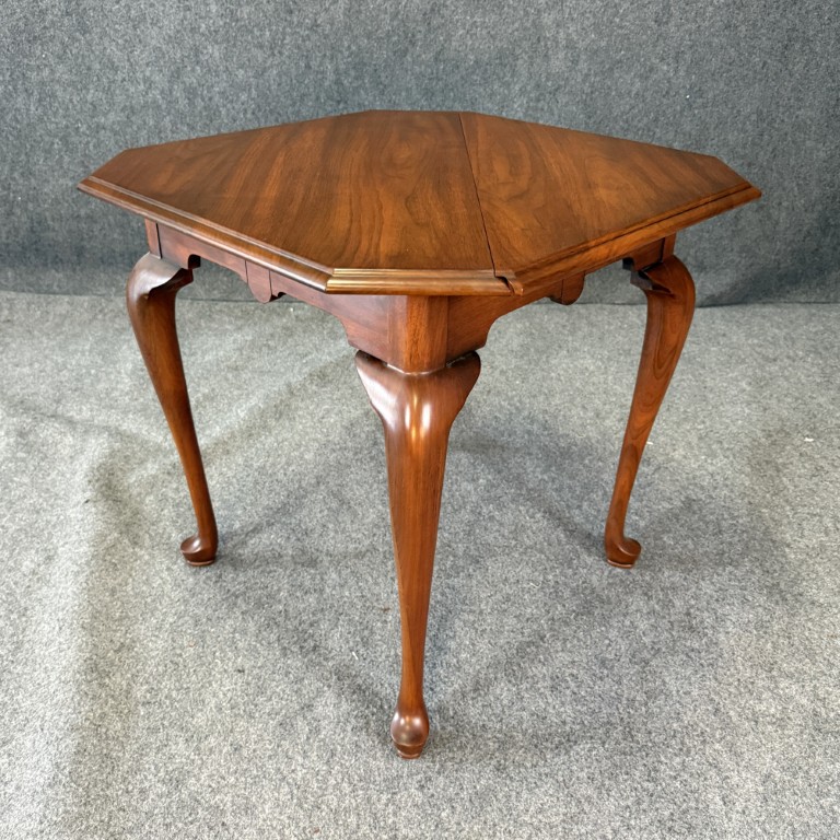 Henkel Harris Solid Cherry Drop-Side Handkerchief Table Model No. 5610 Henkel Harris Solid Cherry Drop-Side Handkerchief Table Model No. 5610