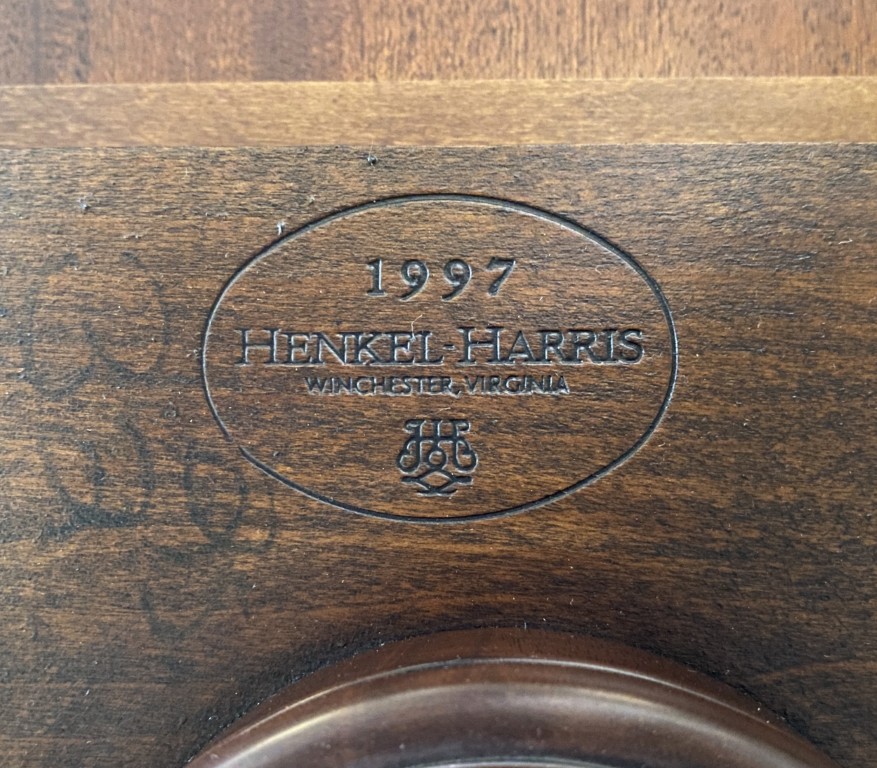 Henkel Harris 9 Piece Mahogany Dining Set Models No. 2207 & 107 Henkel Harris 9 Piece Mahogany Dining Set Models No. 2207 & 107