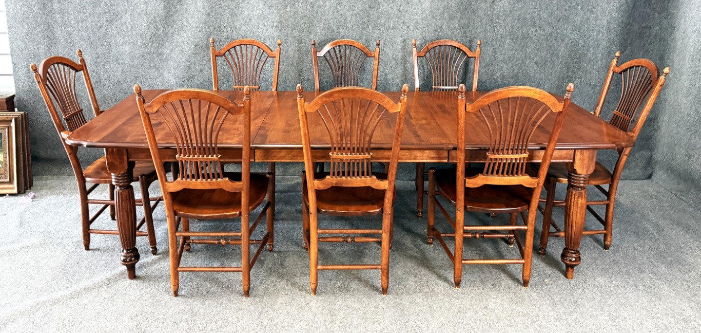 9 Piece Nichols & Stone Dining Set with Two Leaves 9 Piece Nichols & Stone Dining Set with Two Leaves