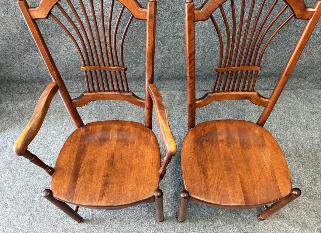 9 Piece Nichols & Stone Dining Set with Two Leaves 9 Piece Nichols & Stone Dining Set with Two Leaves