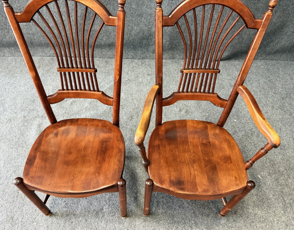 9 Piece Nichols & Stone Dining Set with Two Leaves 9 Piece Nichols & Stone Dining Set with Two Leaves