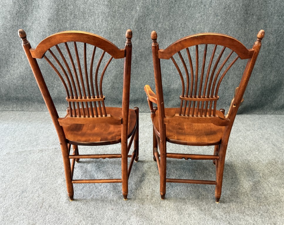 9 Piece Nichols & Stone Dining Set with Two Leaves 9 Piece Nichols & Stone Dining Set with Two Leaves